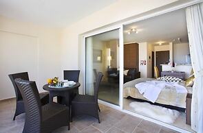 Club Coral View Resort