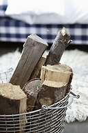 The Amsterdam Canal Hotel