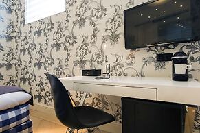 The Amsterdam Canal Hotel