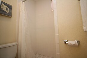 Fin 'n Feather Waterside Inn By Kees Vacations