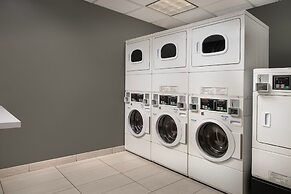 Courtyard Syracuse Downtown At Armory Square