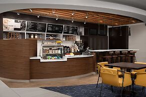 Courtyard Syracuse Downtown At Armory Square