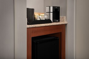 Courtyard Syracuse Downtown At Armory Square