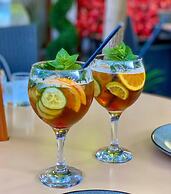 The Knife and Cleaver