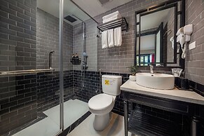 Hanoi Ancient Paradise Hotel