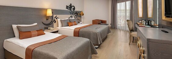 Kirman Belazur Resort & Spa - All Inclusive