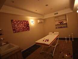 Grand Corner Hotel - Boutique Class