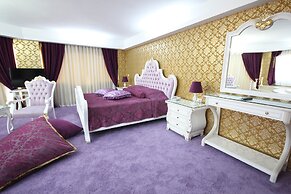 Grand Corner Hotel - Boutique Class