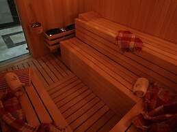 Grand Corner Hotel - Boutique Class