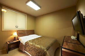 Noble Tourist Hotel Insadong