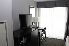 Holiday Inn Hotel & Suites East Peoria, an IHG Hotel