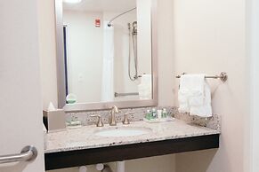 Holiday Inn Hotel & Suites East Peoria by IHG