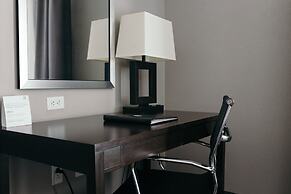 Holiday Inn Hotel & Suites East Peoria by IHG