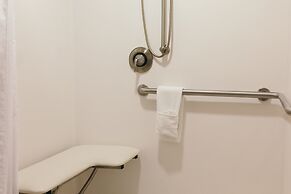 Holiday Inn Hotel & Suites East Peoria by IHG
