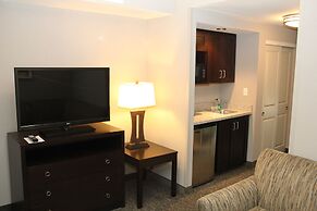 Holiday Inn Hotel & Suites East Peoria by IHG