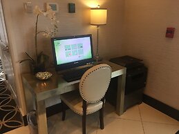 Holiday Inn Hotel & Suites East Peoria by IHG