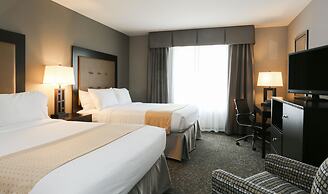 Holiday Inn Hotel & Suites East Peoria by IHG