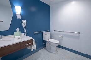 Universal's Cabana Bay Beach Resort