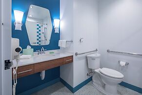 Universal's Cabana Bay Beach Resort