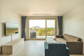 Hallim Resort