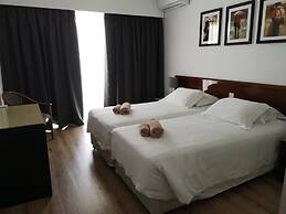 Sun Hall Beach Hotel Apts.