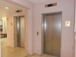 Sun Hall Beach Hotel Apts.