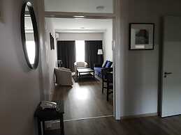 Sun Hall Beach Hotel Apts.