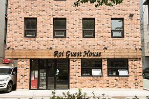 Roi House