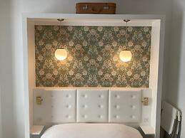 CALM Appart' & Hostel