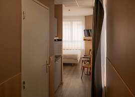 CALM Appart' & Hostel