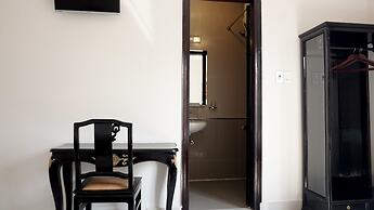 Hue Nino Hotel