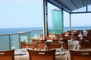 Sky Tower Deluxe Hotel