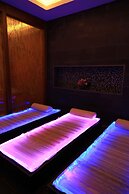 Sky Tower Deluxe Hotel