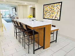 Holiday Inn Express & Suites Houston East - Baytown by IHG