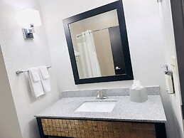 Holiday Inn Express & Suites Houston East - Baytown by IHG
