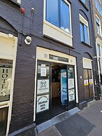 Crossroads Hostel Amsterdam