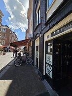 Crossroads Hostel Amsterdam