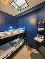 Crossroads Hostel Amsterdam