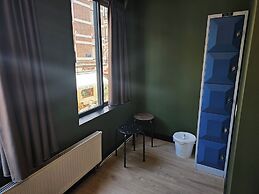 Crossroads Hostel Amsterdam