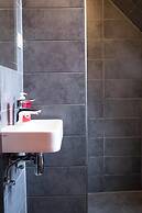 Crossroads Hostel Amsterdam