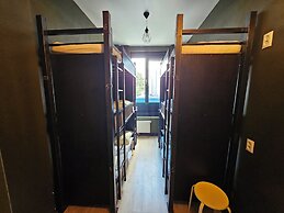 Crossroads Hostel Amsterdam