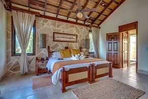 Sleeping Giant Rainforest Lodge