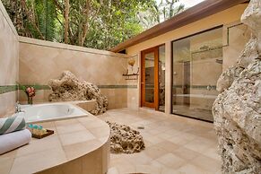 Sleeping Giant Rainforest Lodge