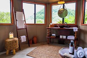 Sleeping Giant Rainforest Lodge