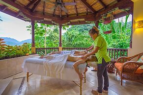 Sleeping Giant Rainforest Lodge