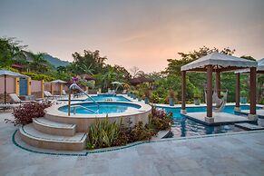 Sleeping Giant Rainforest Lodge