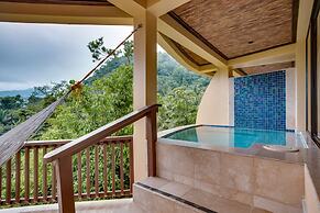 Sleeping Giant Rainforest Lodge