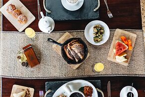 Sleeping Giant Rainforest Lodge