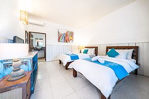 Tír na nÓg Beachfront Resort