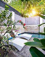 Tír na nÓg Beachfront Resort